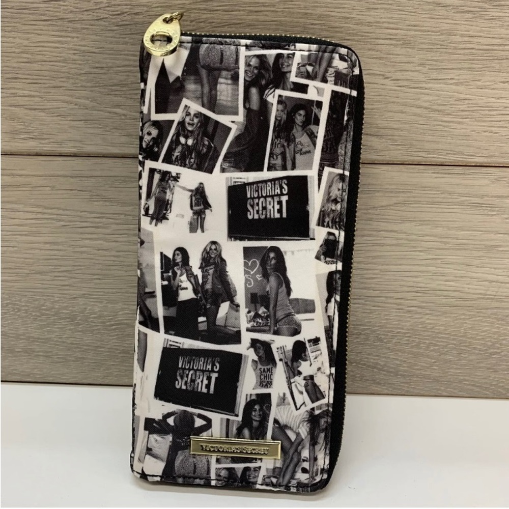 Victoria’s Secret Full Zip Wallet New without tags